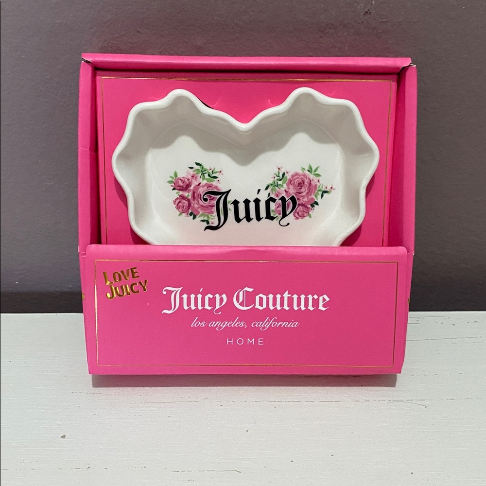 Juicy Couture White Ruffle Heart Flowers Ceramic Trinket Tray